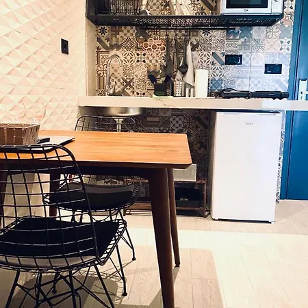 Deluxe In Blloku Area Apartment