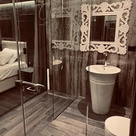 Apartman Deluxe In Blloku Area
